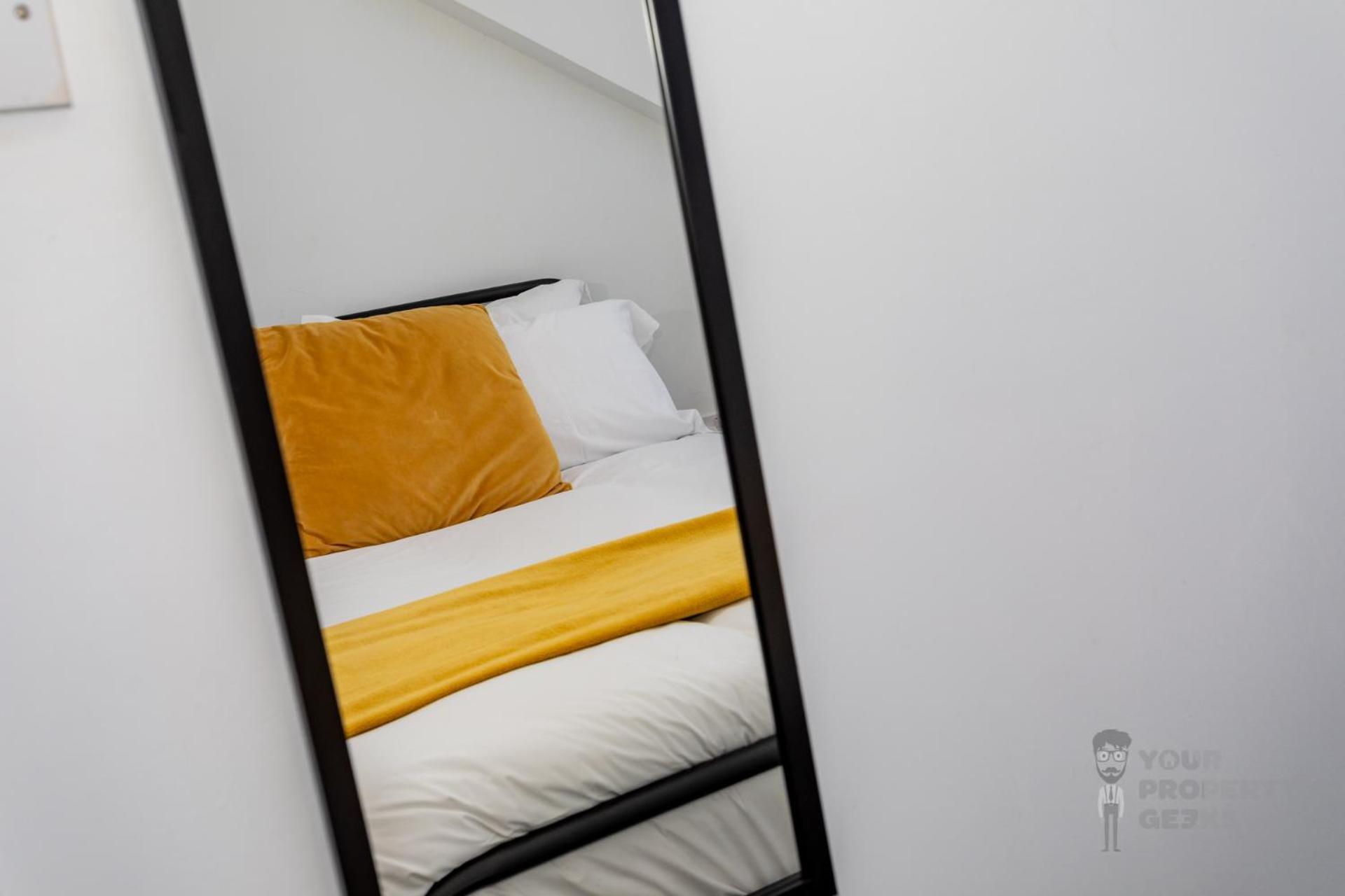 Attic Style 2 Bed Duplex Apartment With Rooftop Patio Belfast Luaran gambar