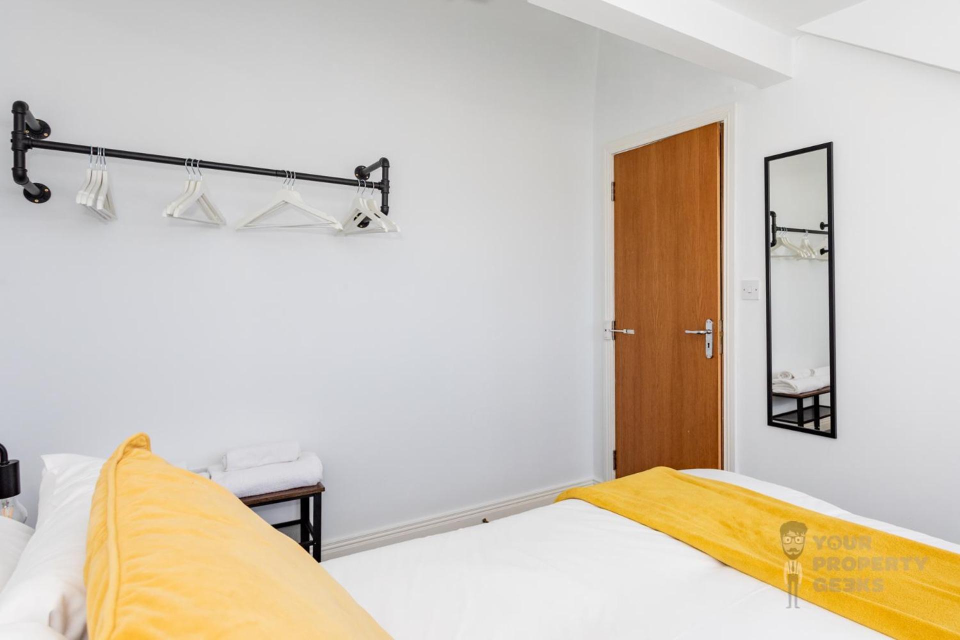 Attic Style 2 Bed Duplex Apartment With Rooftop Patio Belfast Luaran gambar