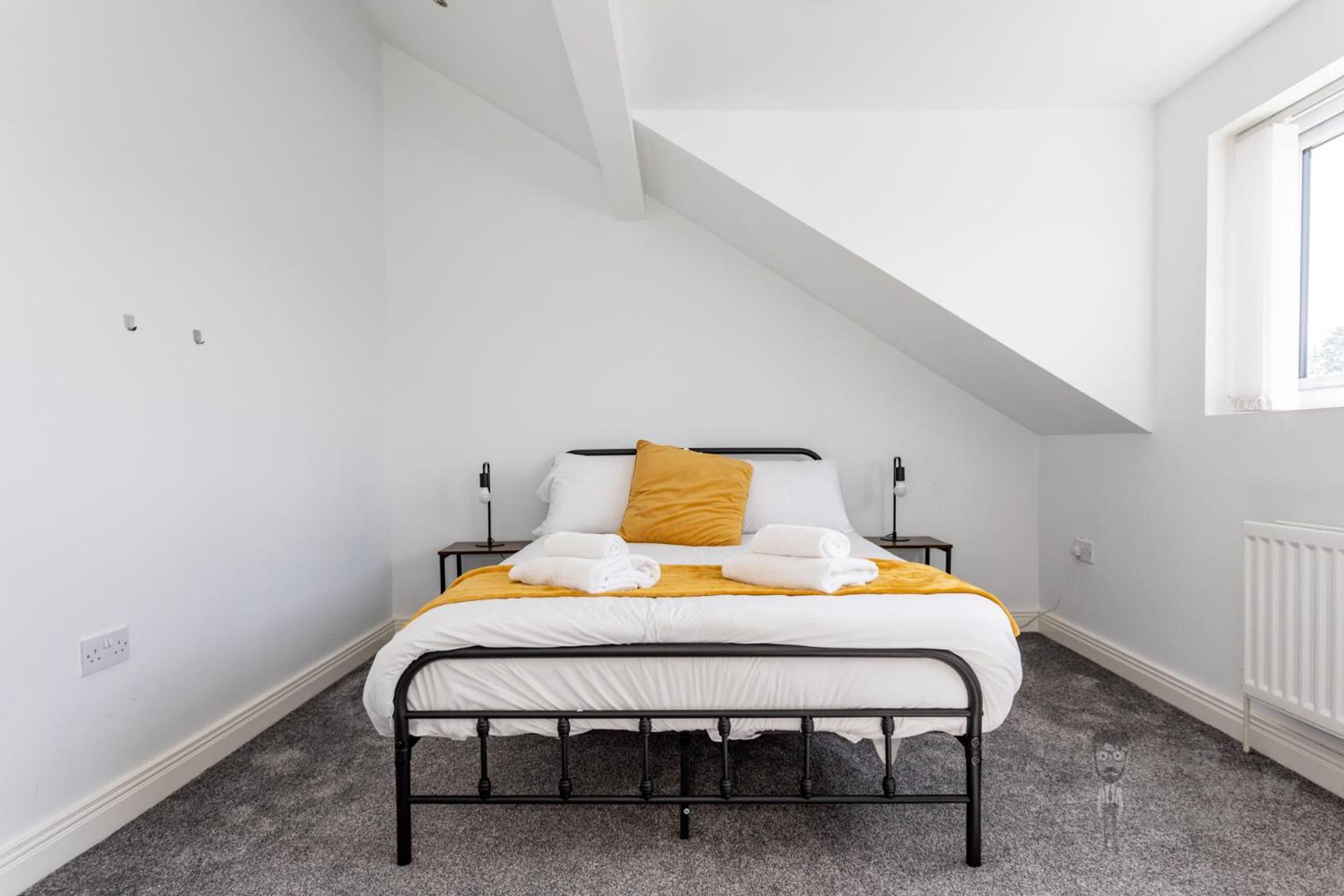 Attic Style 2 Bed Duplex Apartment With Rooftop Patio Belfast Luaran gambar