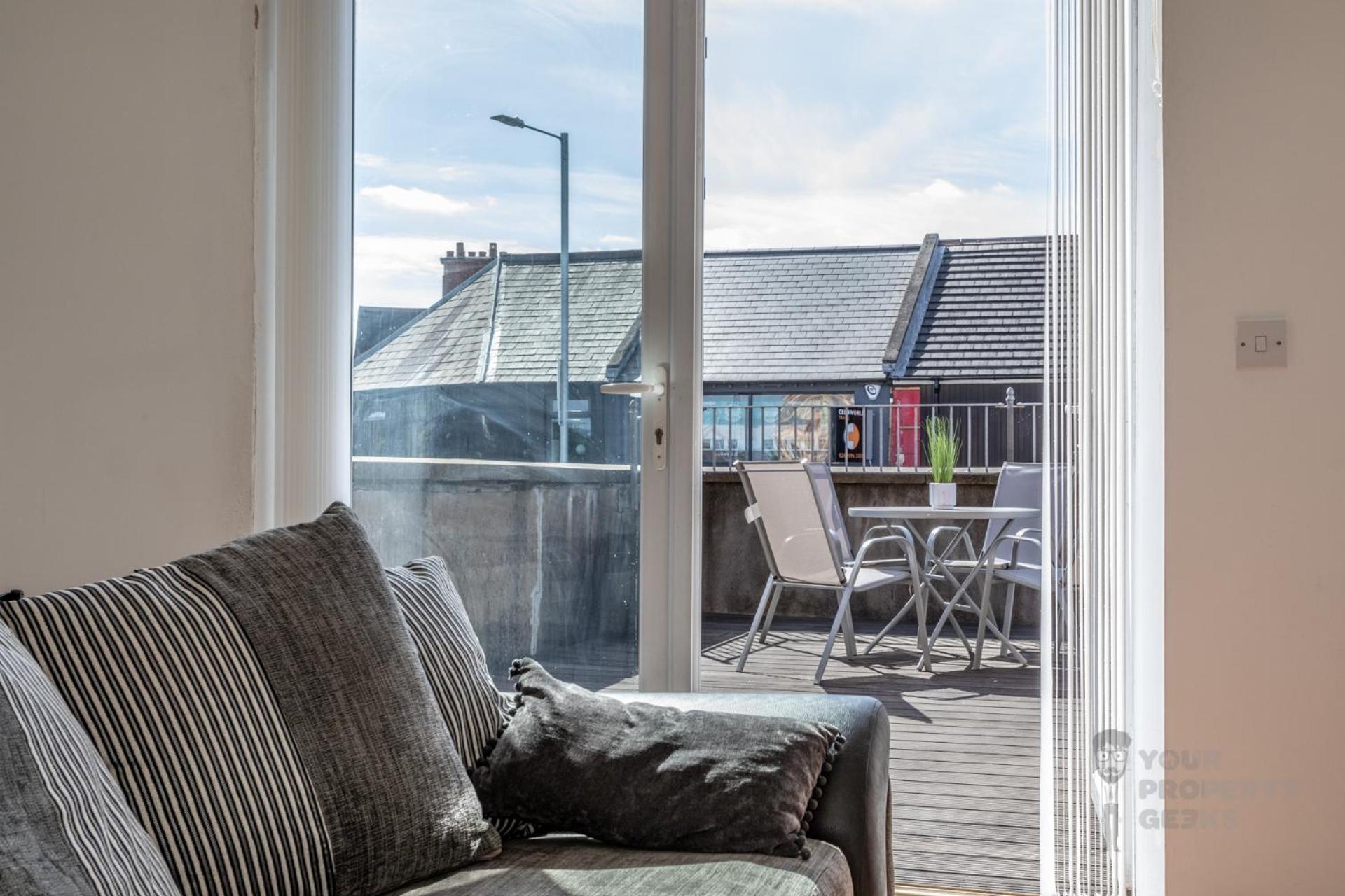 Attic Style 2 Bed Duplex Apartment With Rooftop Patio Belfast Luaran gambar